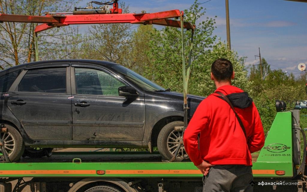 В Весьегонске конфисковали автомобиль у пьяного водителя