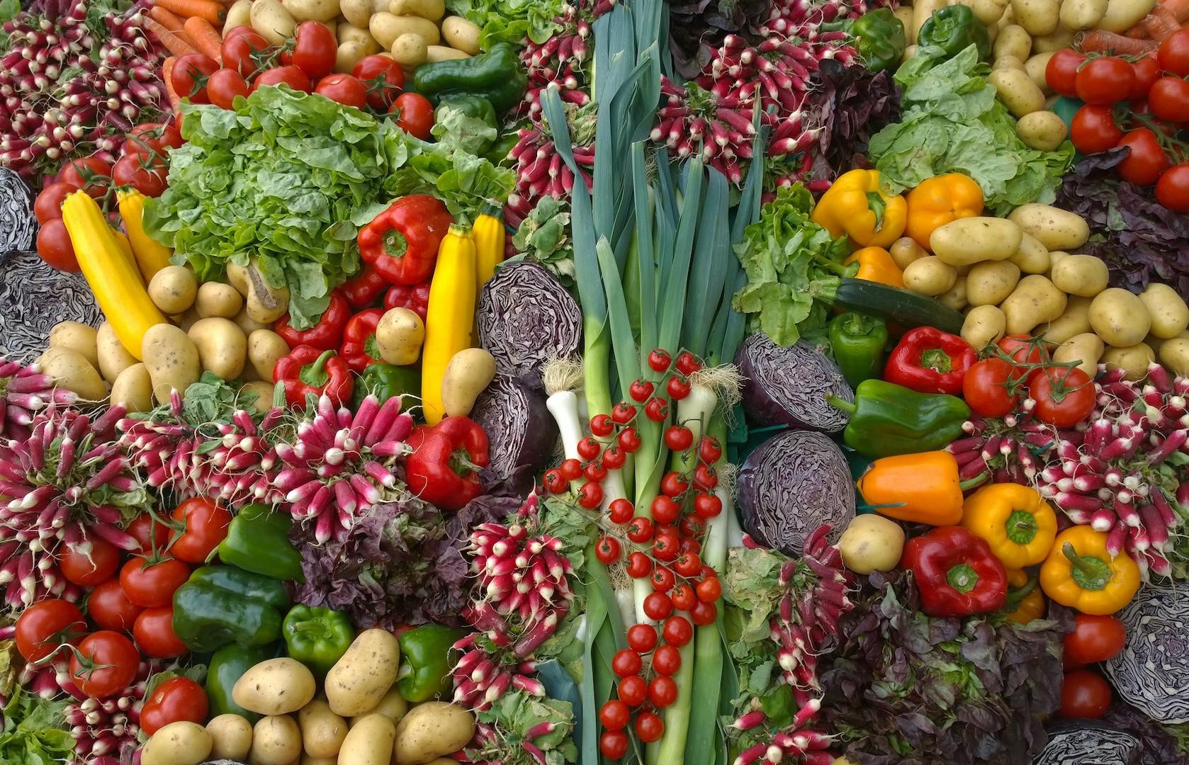 В Тверской области за 8 месяцев продукты подорожали на 13%, а непродовольственные товары — на 16% - новости Афанасий