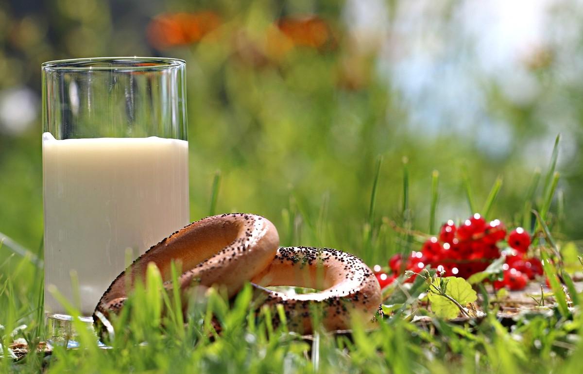 Некачественное молоко обнаружено в торговых точках Тверской области