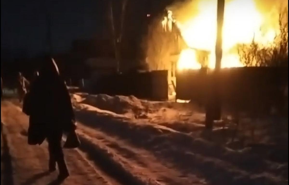 В Лихославльском округе собирают вещи для семьи, у которой сгорел дом - новости Афанасий
