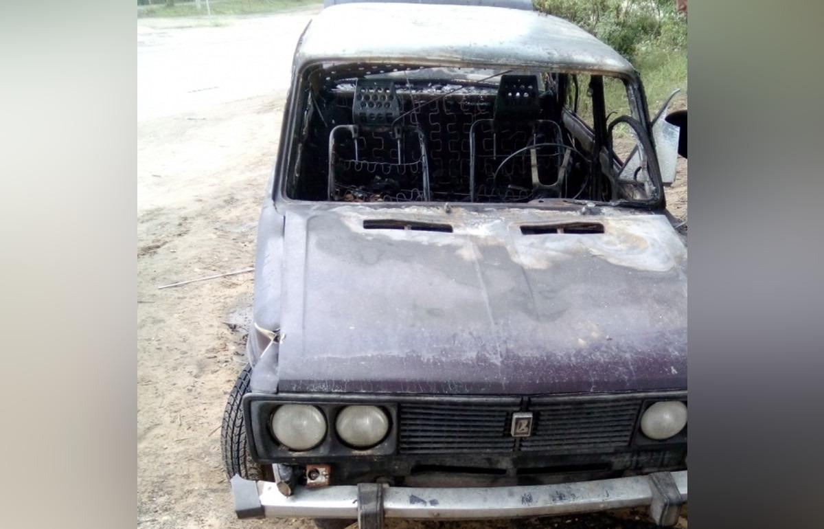 В Тверской области угонщик бросил загоревшуюся машину и сбежал