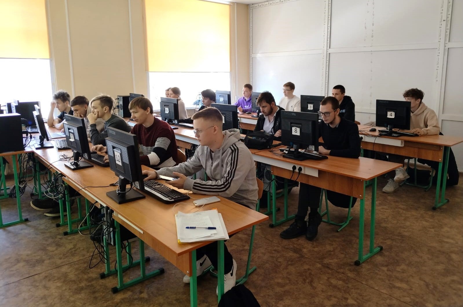 Студенты ТвГТУ приняли участие в Открытой международной студенческой интернет-олимпиаде по информатике