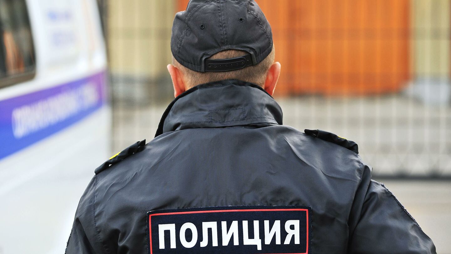 Суд оштрафовал жителя Тверской области, размахивавшего ножом перед полицейскими