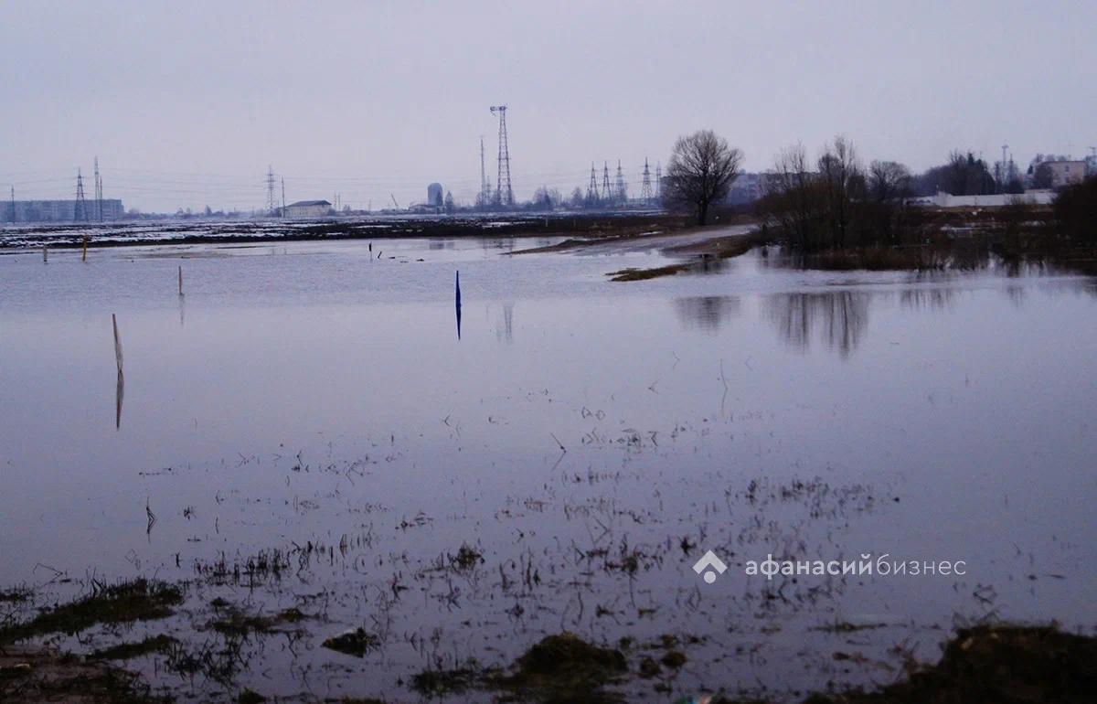 В Селигере продолжает прибывать вода: МЧС предупреждает жителей Осташкова