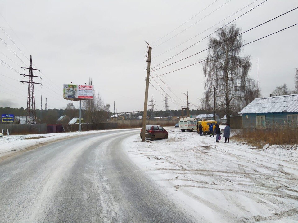 Водитель легковушки получила травмы в ДТП в Твери