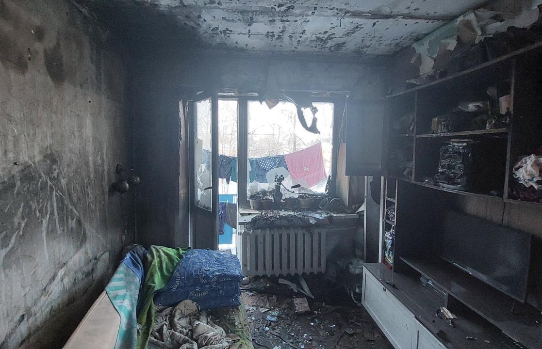 В Вышнем Волочке в квартире с двумя детьми вспыхнул пожар