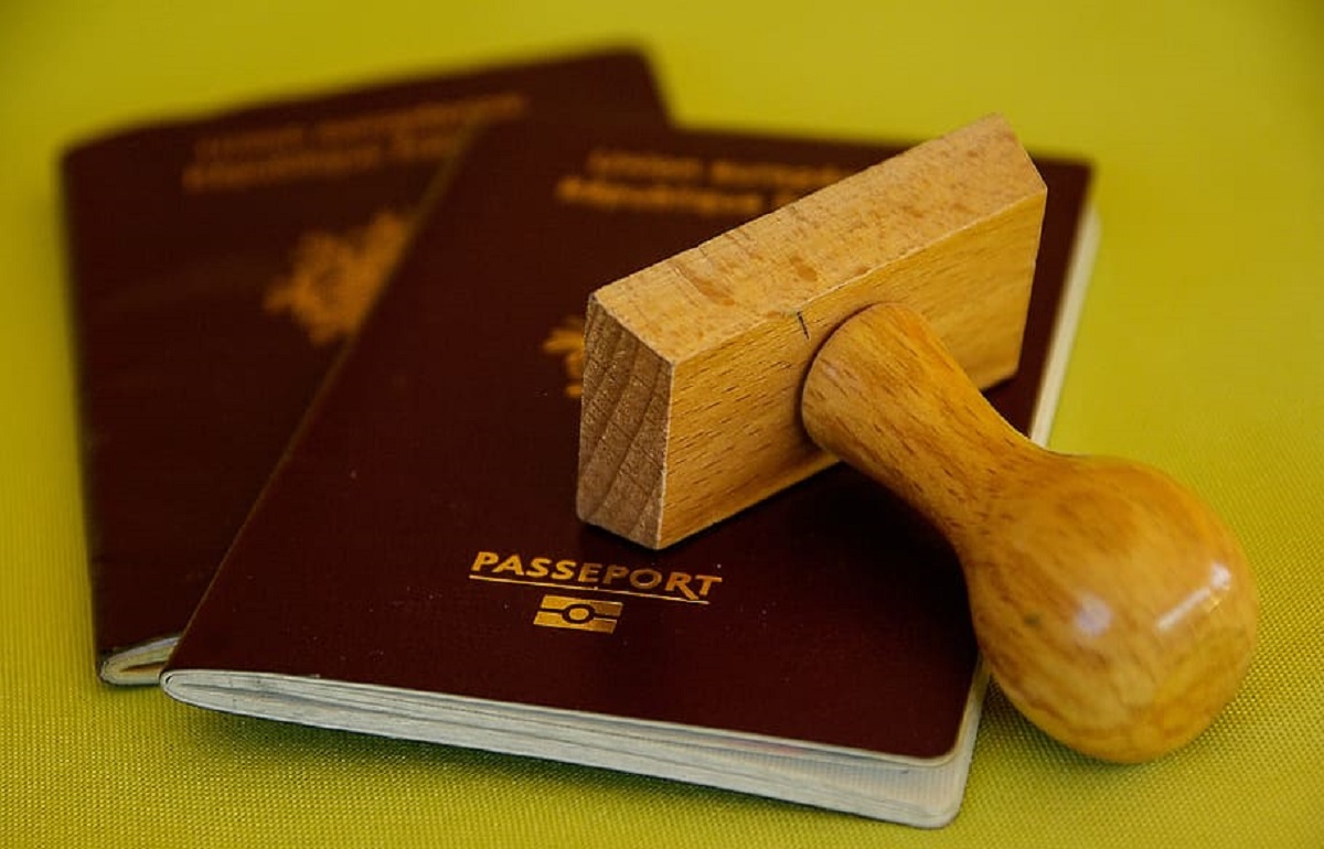 В Торопце осудили гражданина Армении, который жил по поддельному паспорту