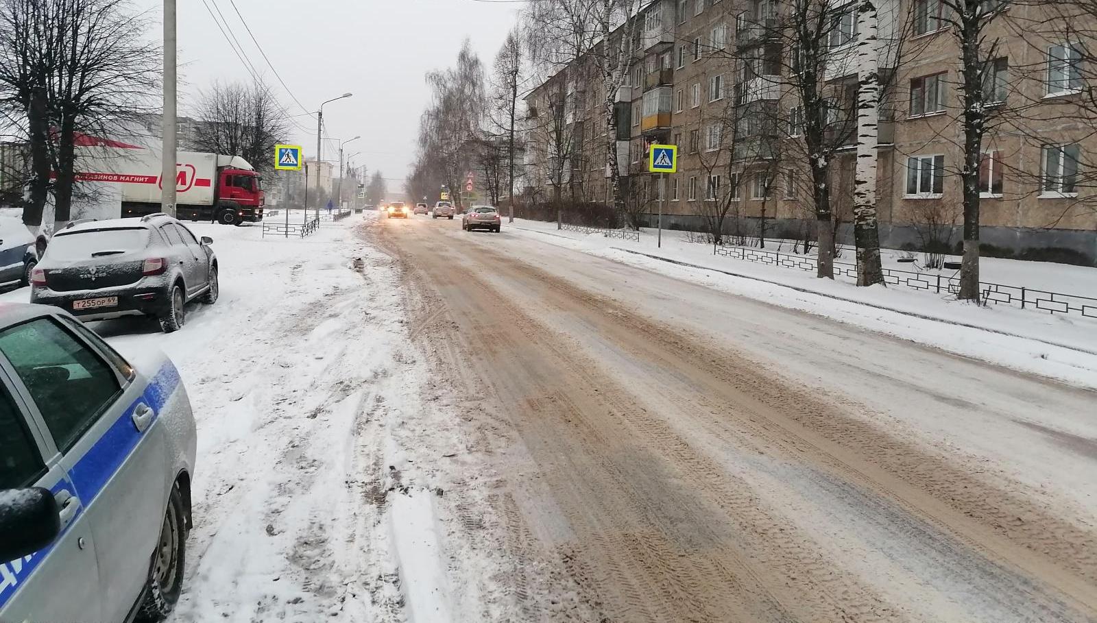 Погода в конаково на неделю. ДТП В Конаково на улице Строителей. Снегопад в Твери. Конаково Ньюс. Дорога в Конаково по городу.