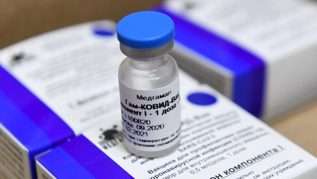 Россияне могут получить на сайте госуслуг сертификат о вакцинации от коронавируса