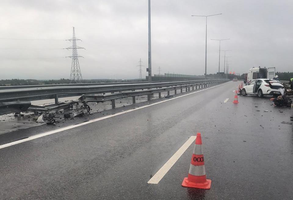 Два человека травмированы в ДТП на М11 в Тверской области