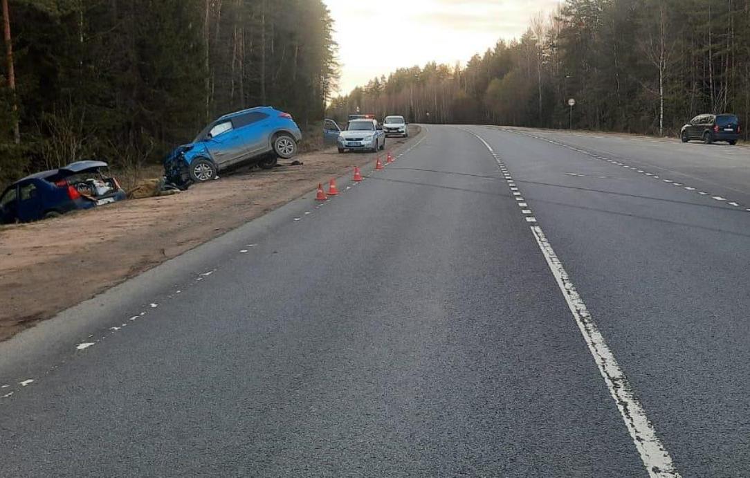 В Тверской области сон за рулем стал причиной гибели водителя и травм пассажира