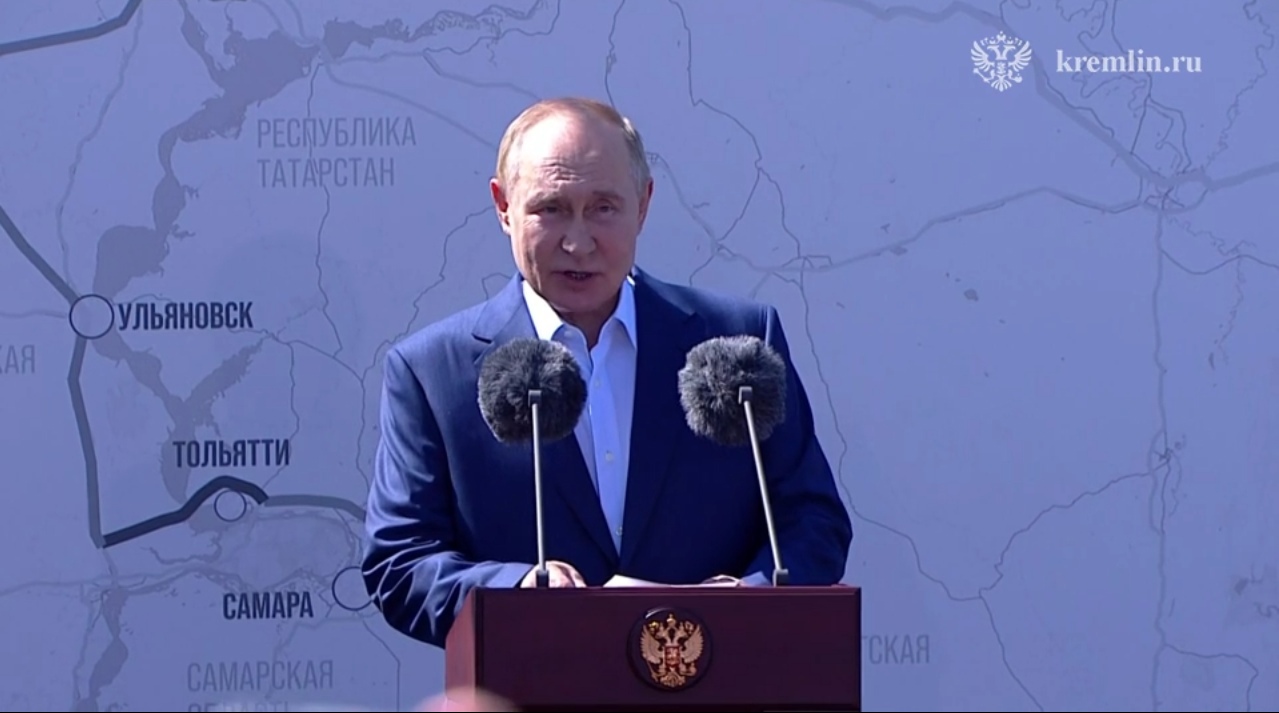 Владимир Путин принял участие в открытии Северного обхода Твери
