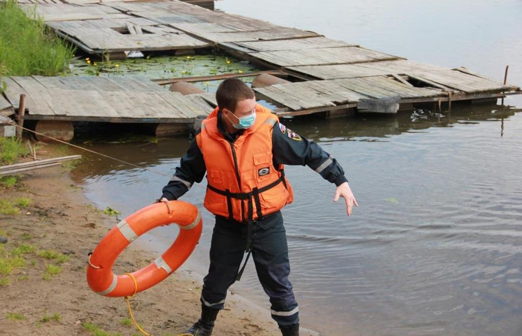 Человек утонул в реке Дойбице в Тверской области