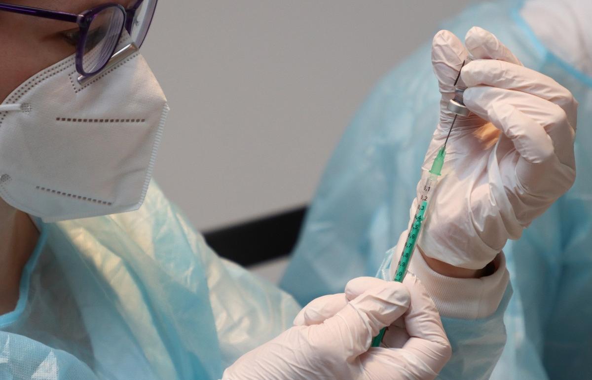 Минздрав расширит список противопоказаний к вакцинации от коронавируса