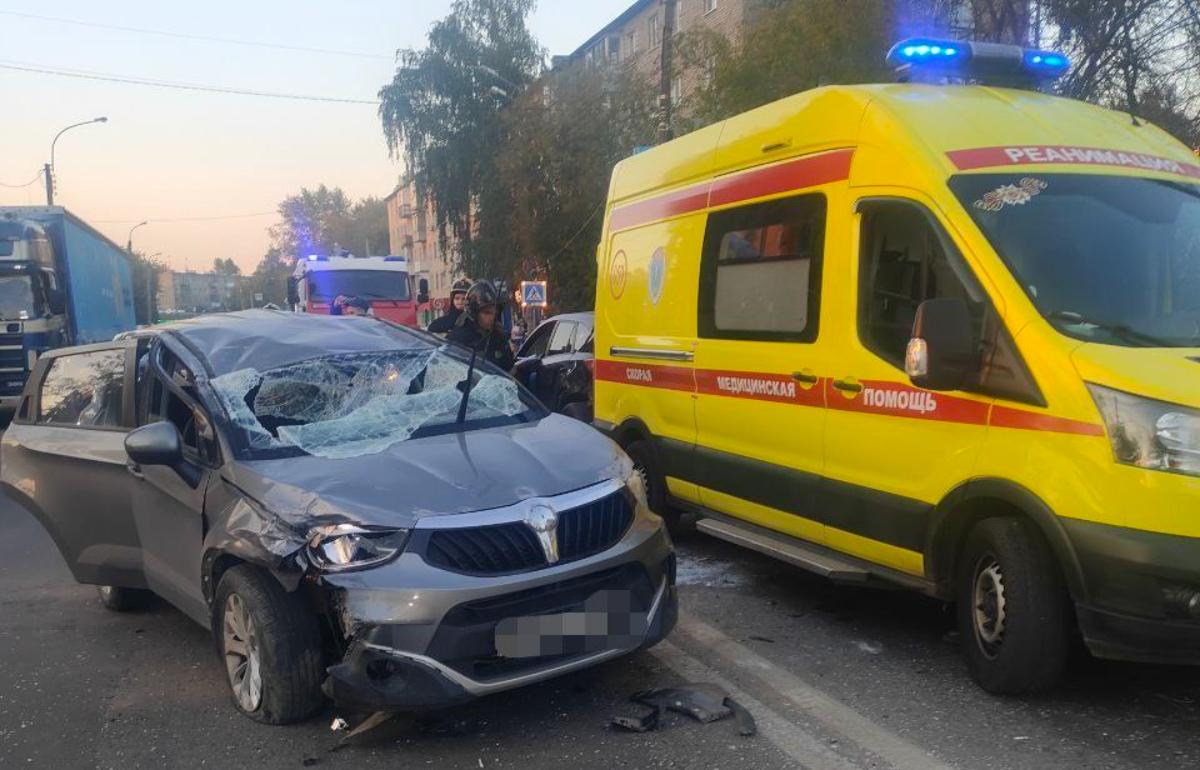 В ДТП с четырьмя авто в Твери пострадали двое детей