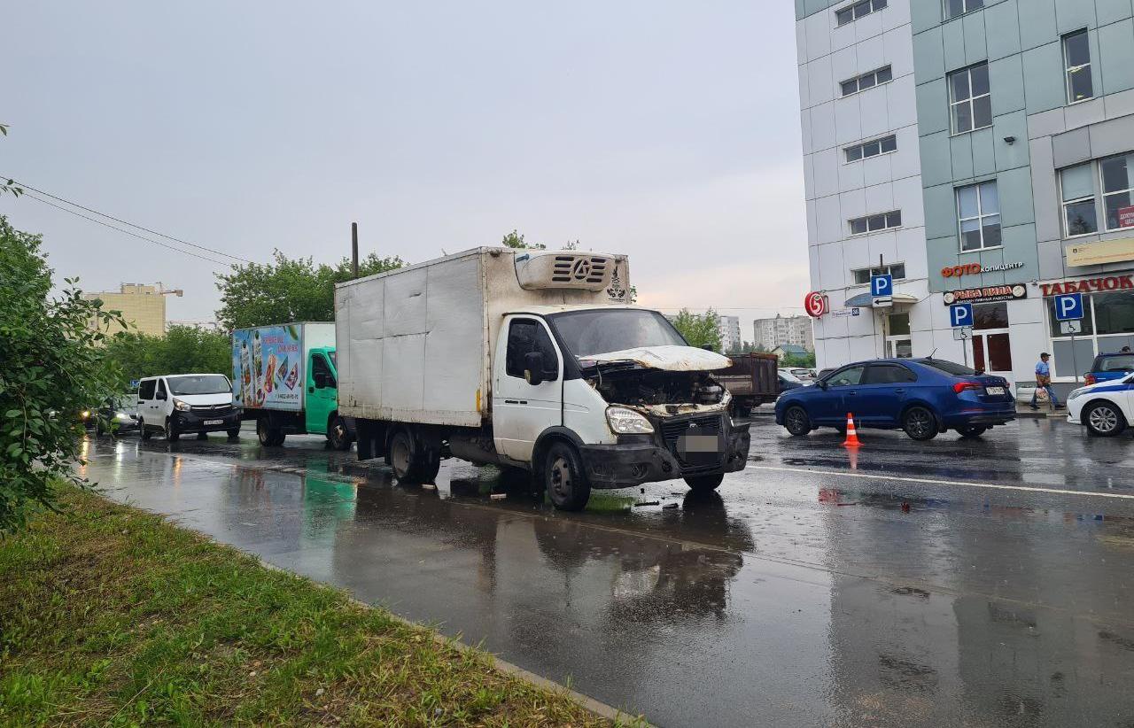 В Твери в массовом ДТП пострадал 3-летний ребенок – Новости Твери и городов  Тверской области сегодня - Afanasy.biz – Тверские новости. Новости Твери.  Тверь новости. Новости. Новости сегодня. Новости Твери сегодня. Последние