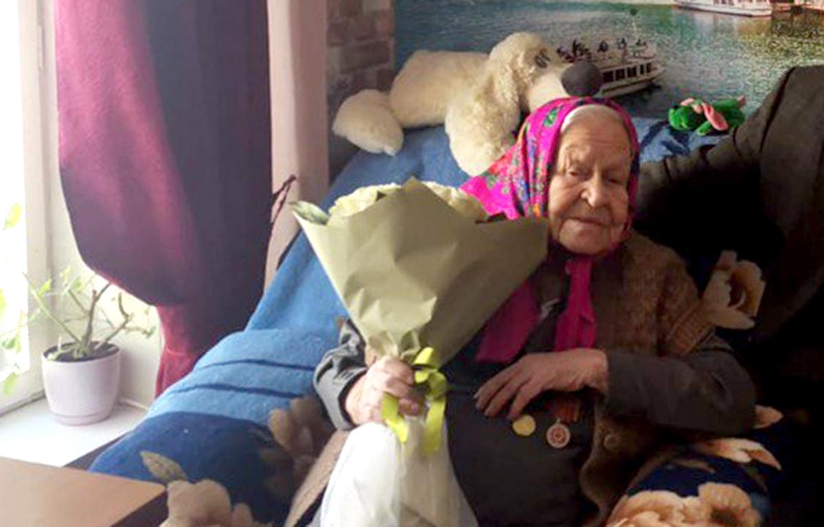 Труженице тыла Антонине Васильевне Сорокиной исполнилось 102 года  - новости Афанасий
