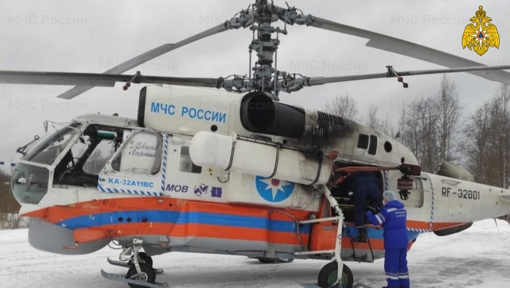 Вертолет МЧС доставил пациента из Нелидово в Тверь