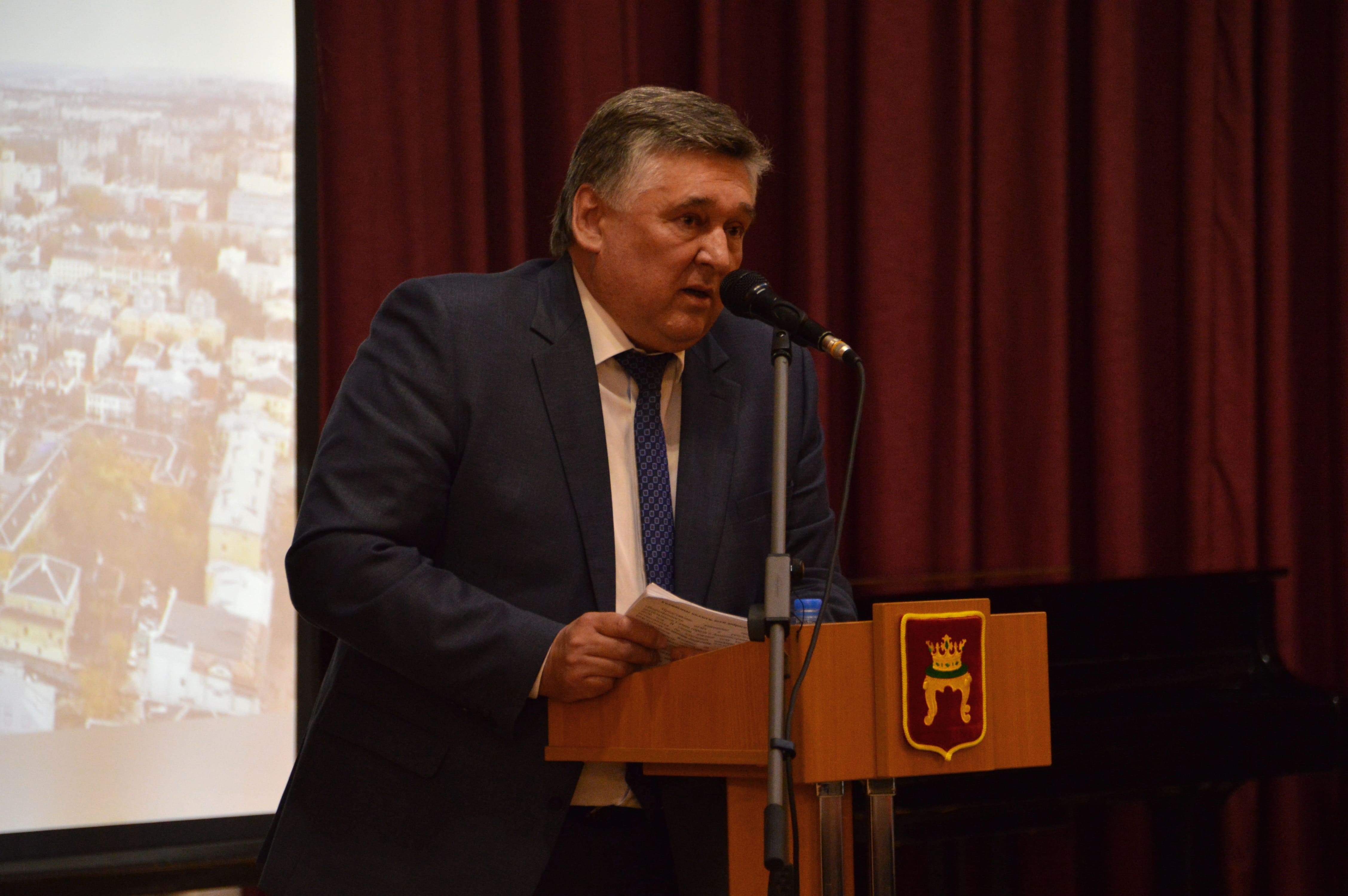 Глава Твери Алексей Огоньков отчитался перед общественностью о работе за год 