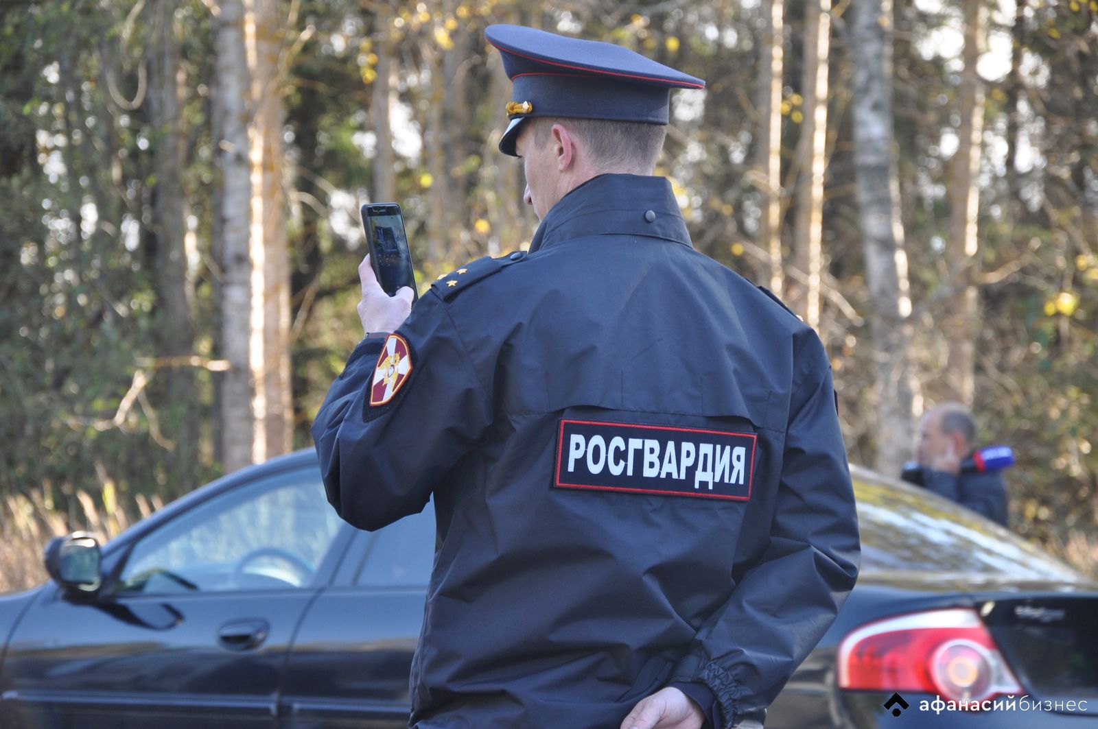 Пьяный житель Тверской области не смог пояснить росгвардейцам, как он оказался за рулем чужого грузовика