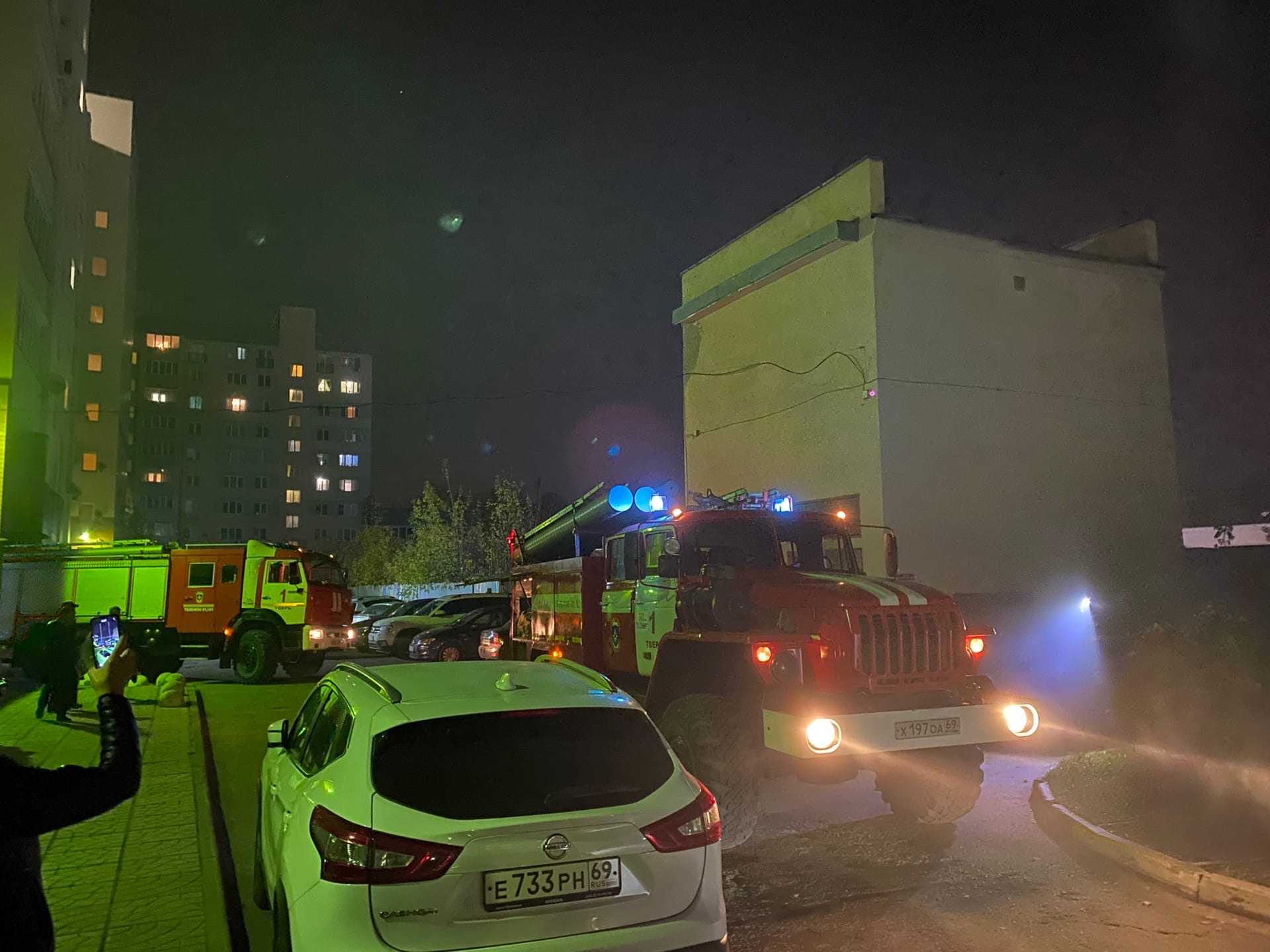На Волоколамском проспекте в Твери горел автомобиль