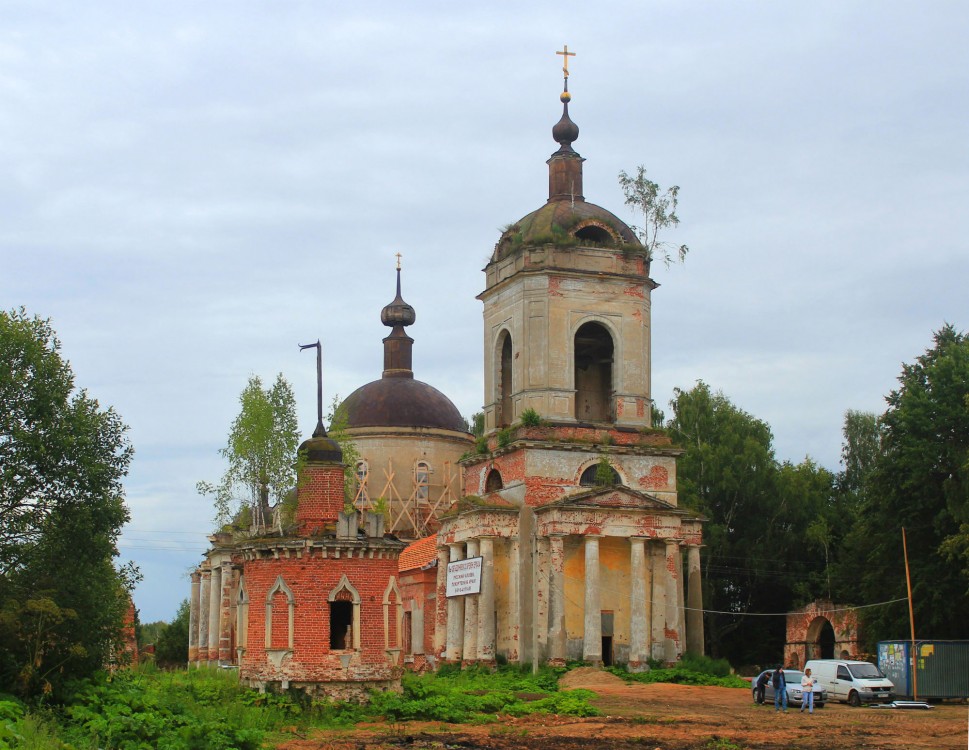 В Тверской области верующие хотели восстановить храм, но отправили деньги мошеннику 