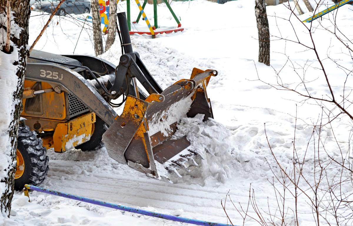 Коммунальщиков оштрафовали за заваленные снегом дороги и мосты в Бежецке Фото: sibwarden/ Visualhunt