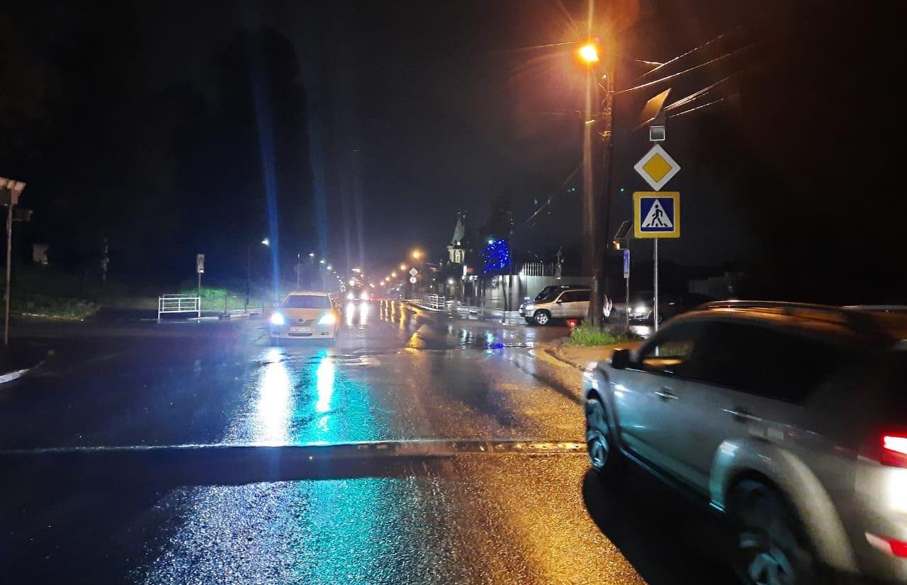 В Ржеве невнимательный водитель сбил на переходе 80-летнюю женщину