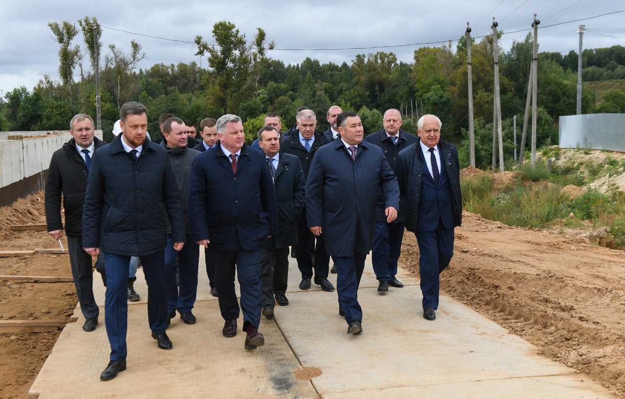 Игорь Руденя ознакомился с ходом строительства комплекса подготовки питьевой воды в Ржеве - новости Афанасий