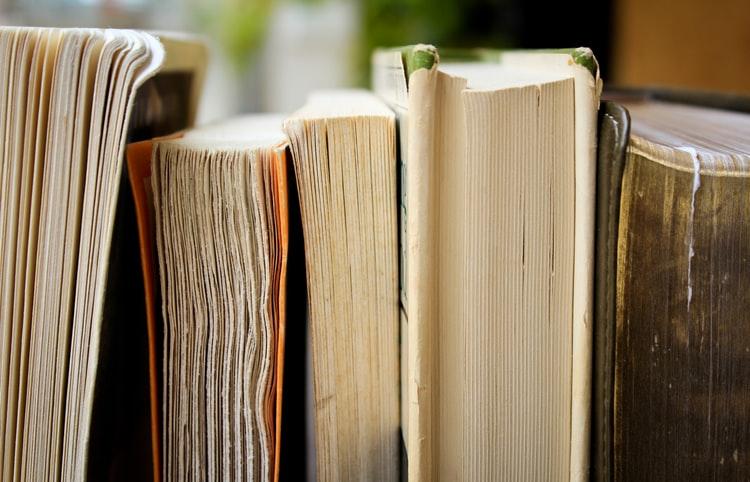 Библиотекари и читатели выберут лучшие тверские книги 2019 года