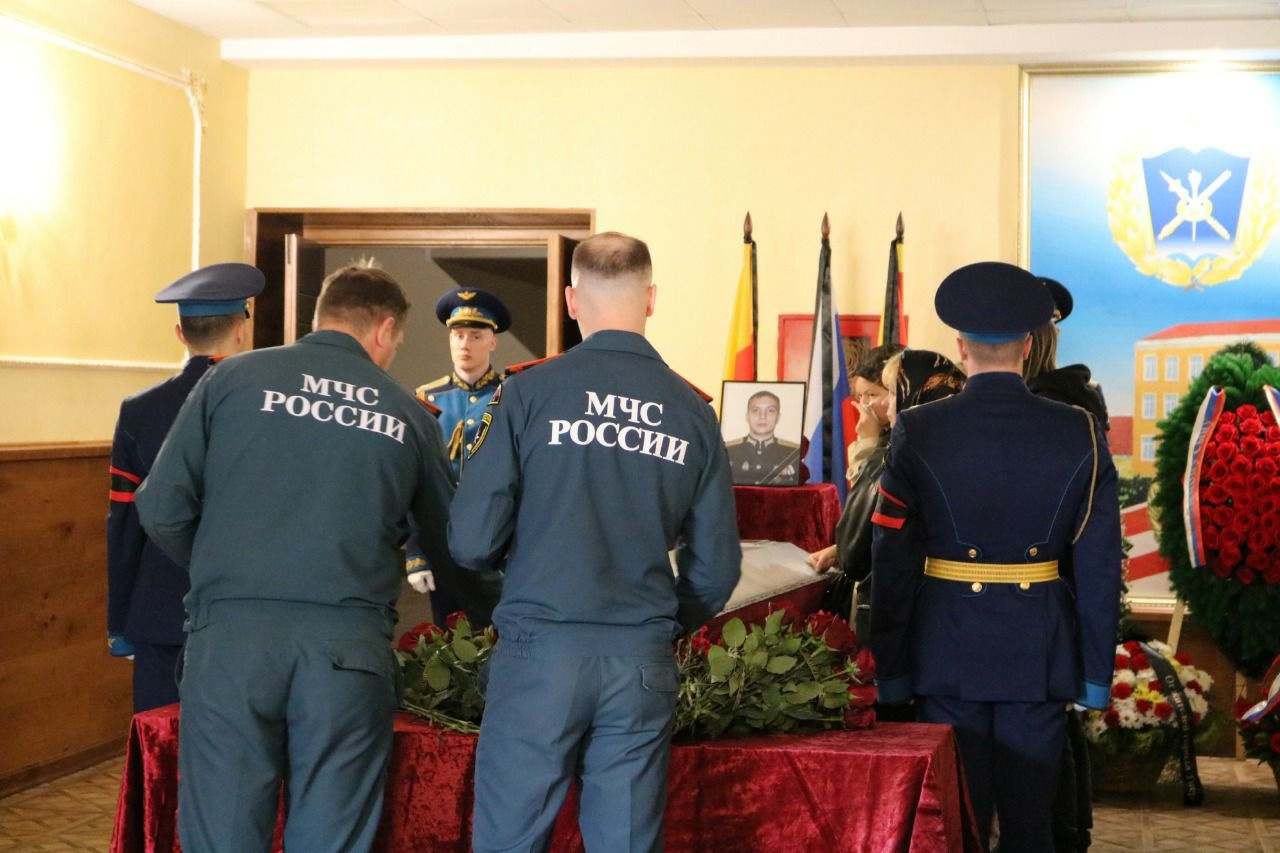 В Твери похоронили погибшего в Украине старшего лейтенанта Андрея Бобко - новости Афанасий