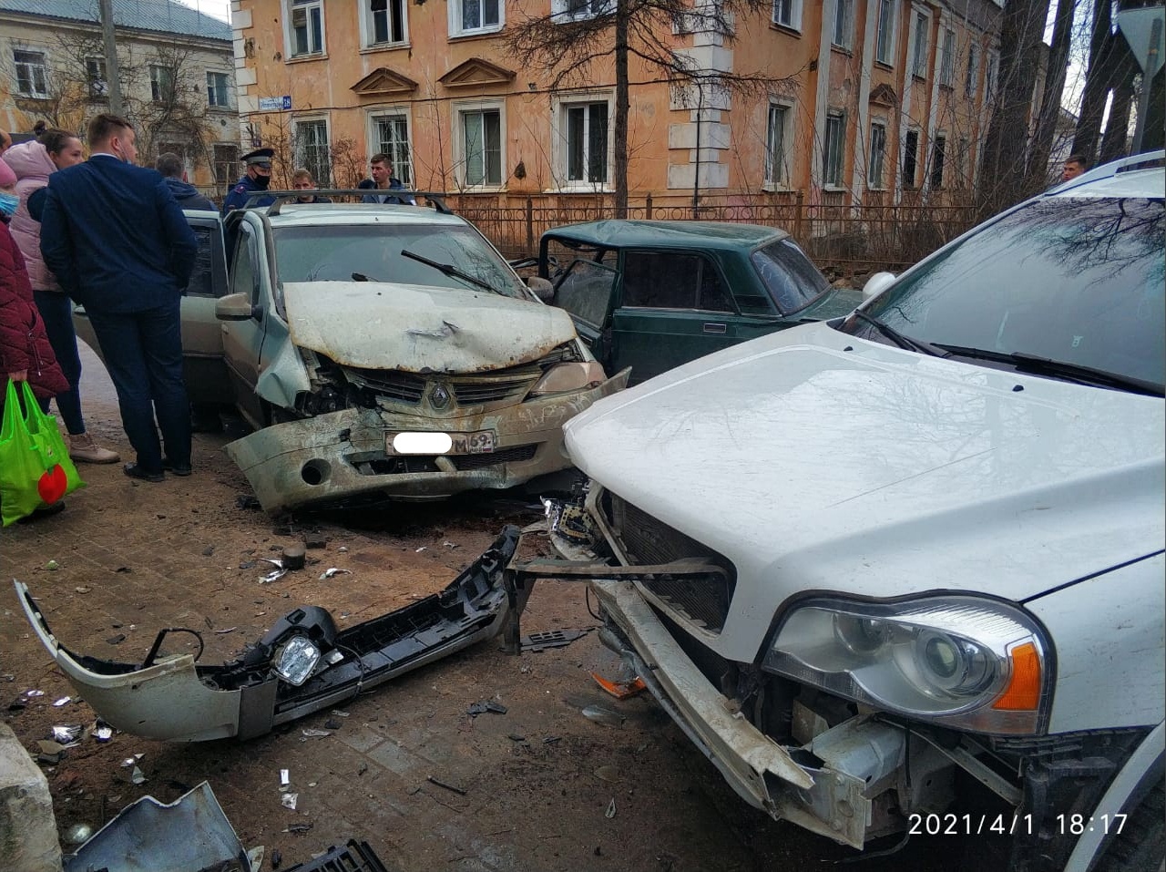 18-летний водитель устроил ДТП с пострадавшим на улице Ростмистрова Твери