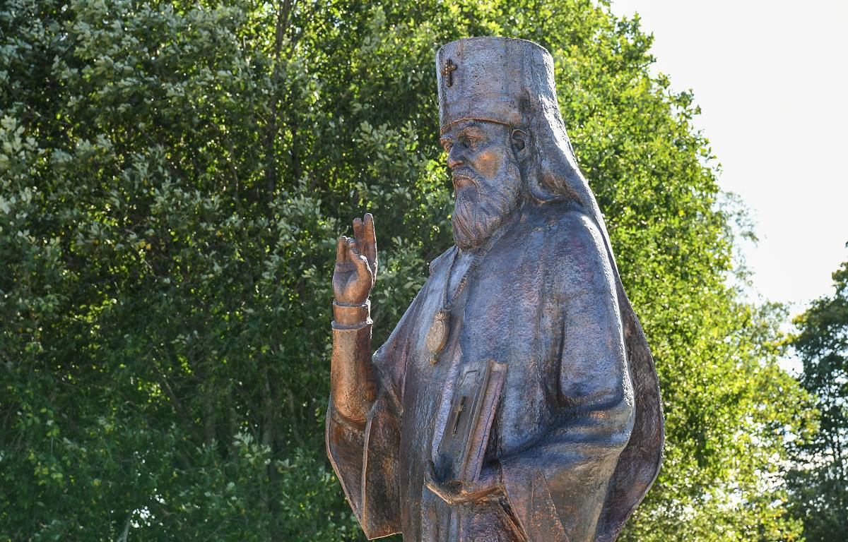 В Тверской области открыт памятник святителю Николаю Японскому