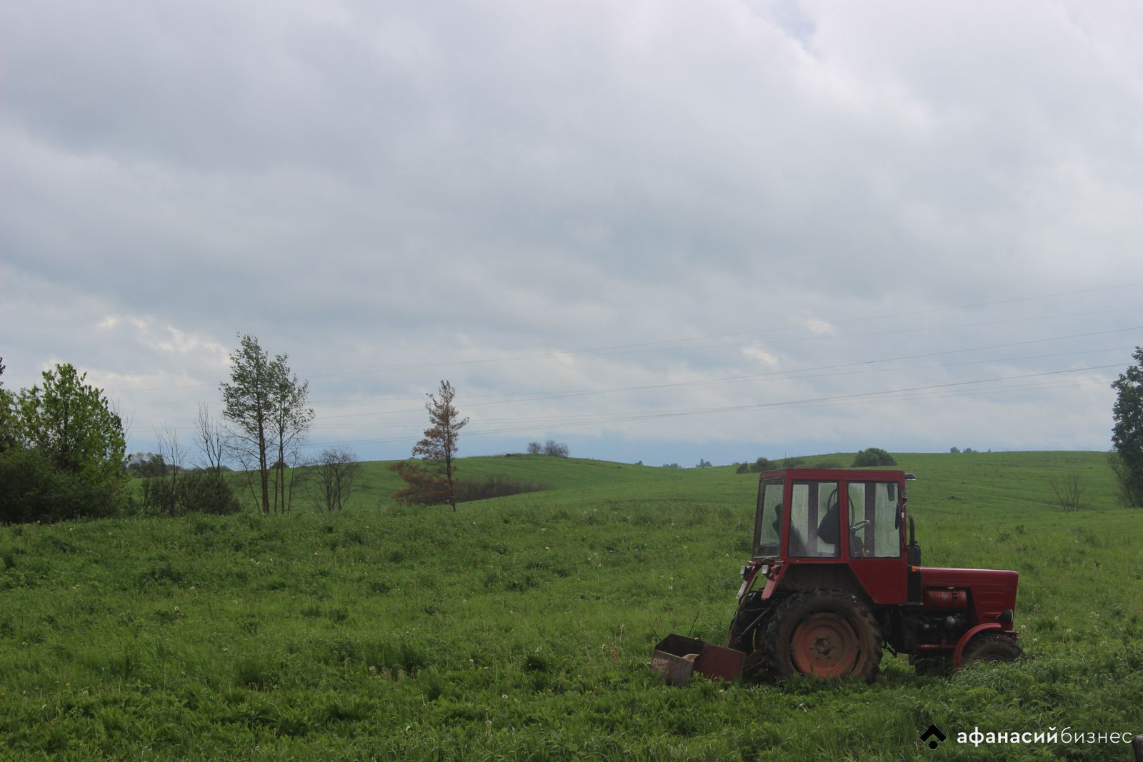 В Тверской области тракторист, вместо ремонта, разобрал трактор и сдал его в «чермет»