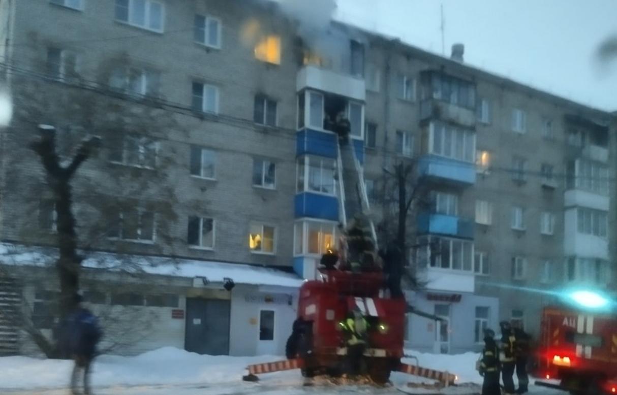 В Твери на пожаре погиб человек, трое спасены Фото, видео: 
News69 Видео: 
Тверь ВКонтакте