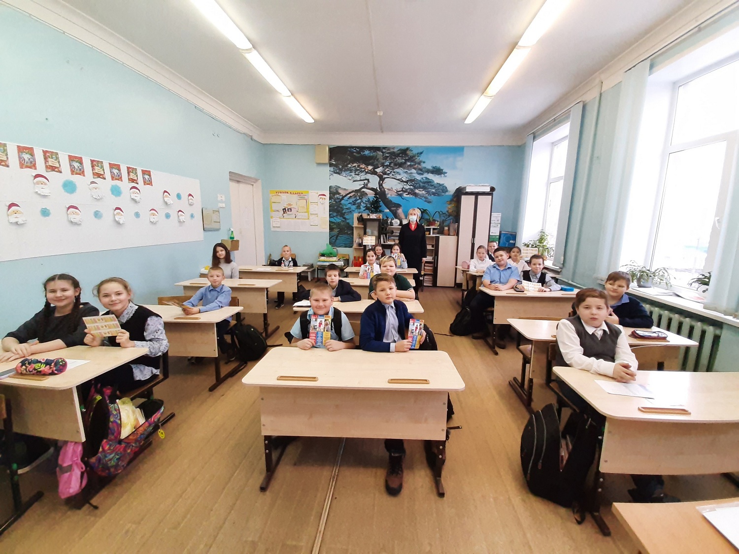 Полицейские провели занятие для школьников Тверской области 