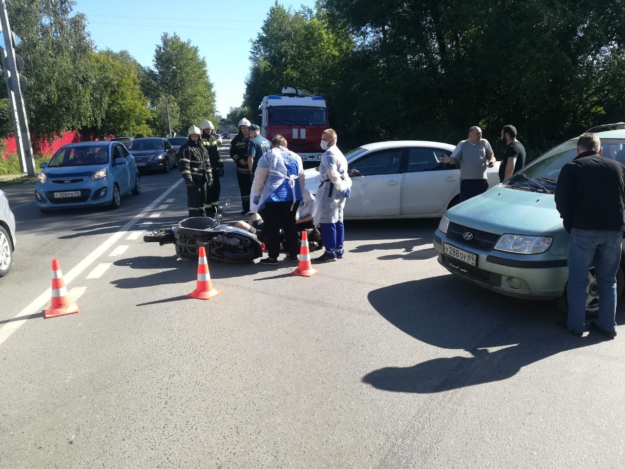 Водитель тверь. ДТП на мотоцикле Волоколамск. Авария на Волоколамском шоссе Тверь сегодня. Авария в Волоколамске с мотоциклистом. ДТП В Твери сегодня утром на Волоколамском шоссе.