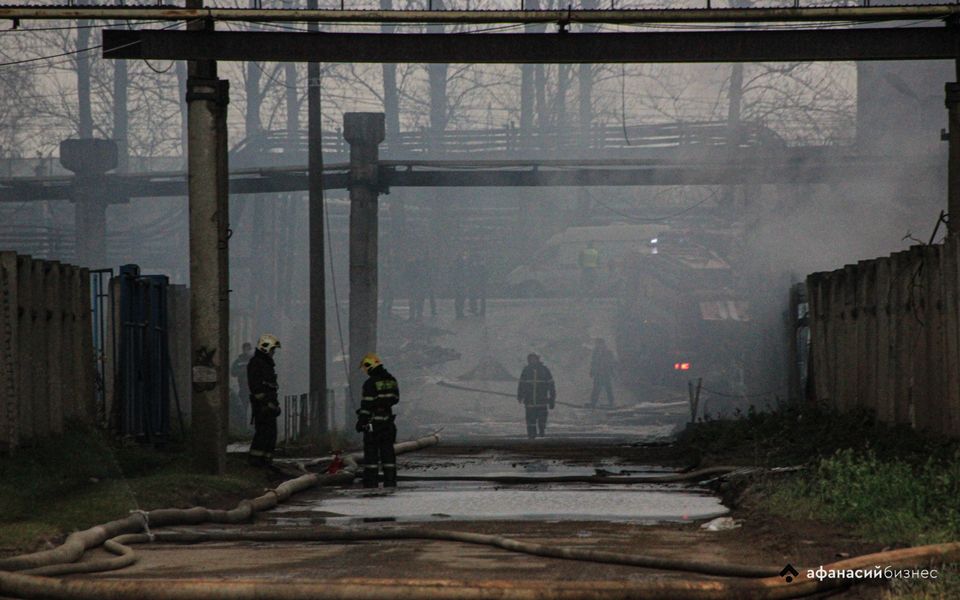 В Твери потушили жуткий пожар на Московском шоссе
