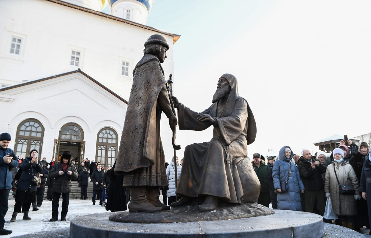 В Твери в день 705-летия подвига Михаила Тверского открыли новый памятник святому