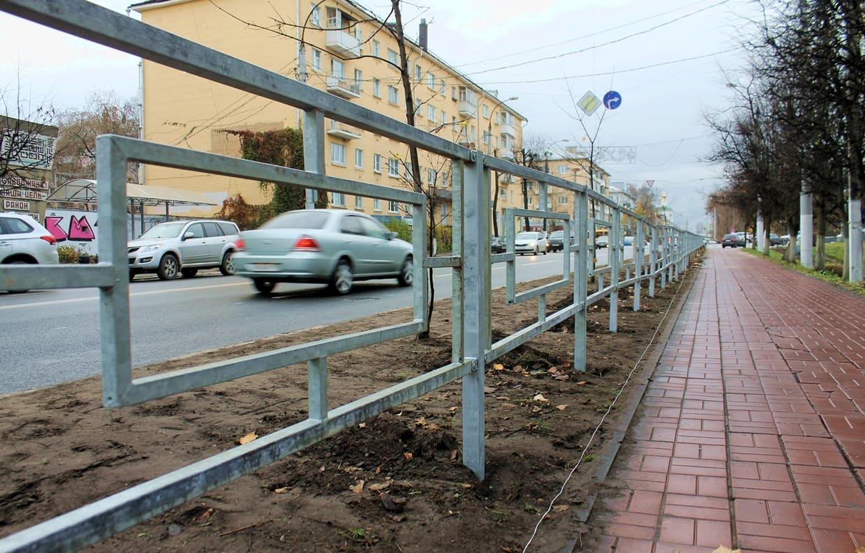 12 млн рублей зарезервированы в Твери на установку направляющих пешеходных ограждений 