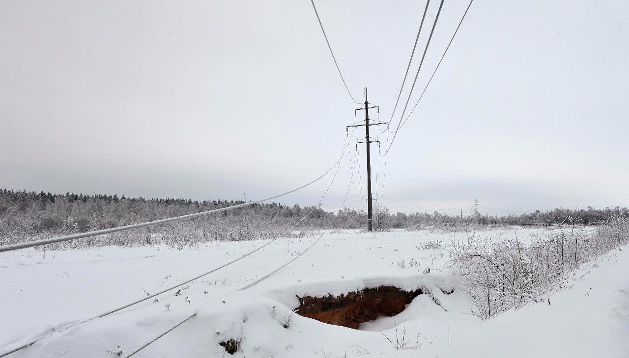 Энергетики Россетей отражают второй удар стихии, обрушившийся на Тверскую область