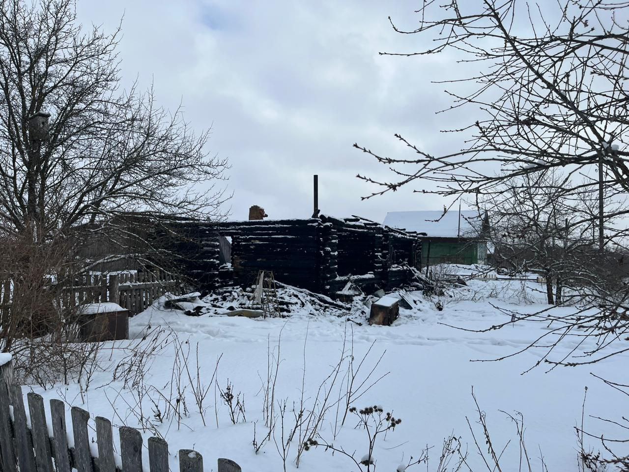 Пожилой мужчина погиб на пожаре под Рамешками | 05.03.2023 | Тверь -  БезФормата