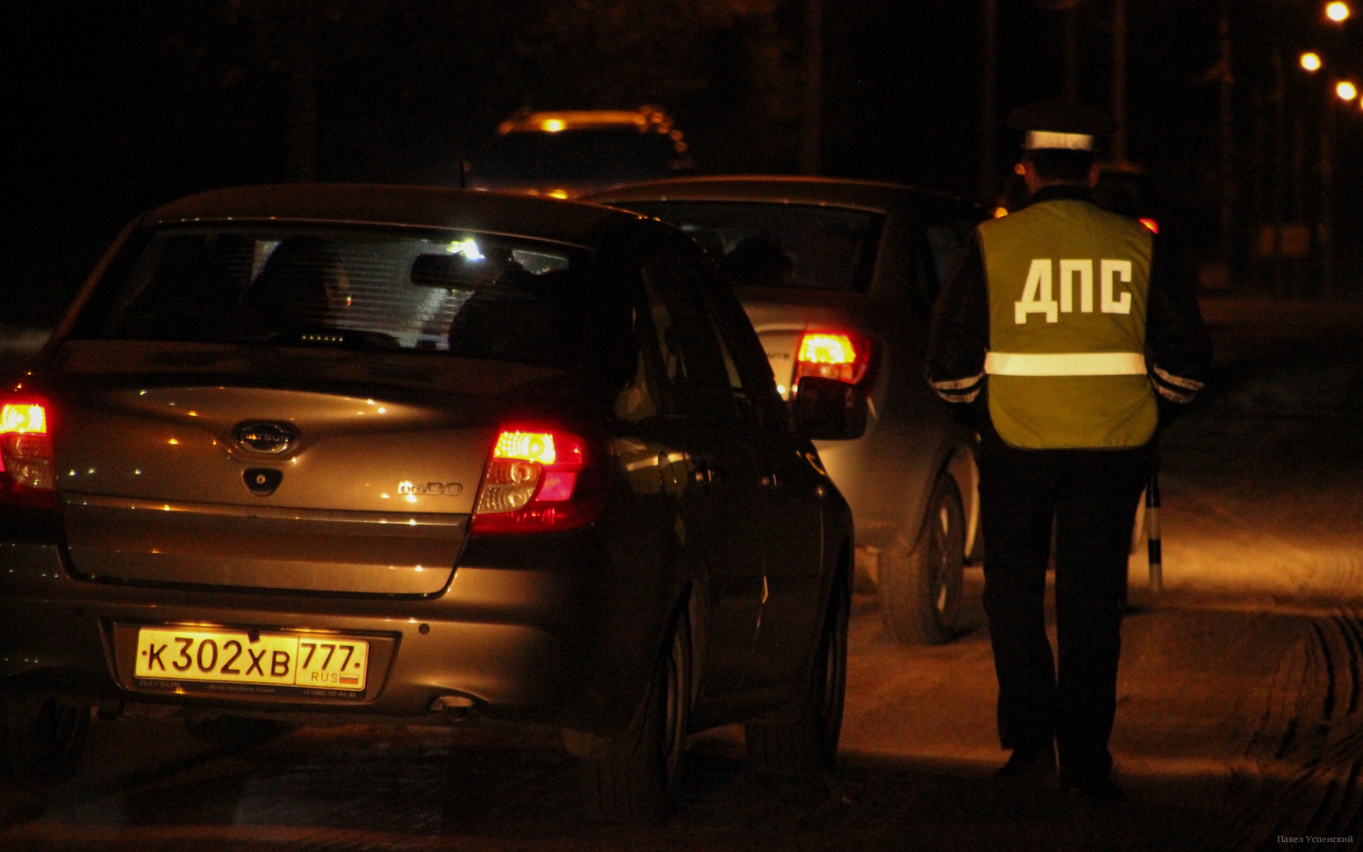 В Тверской области перевернулся фургон — пострадал водитель