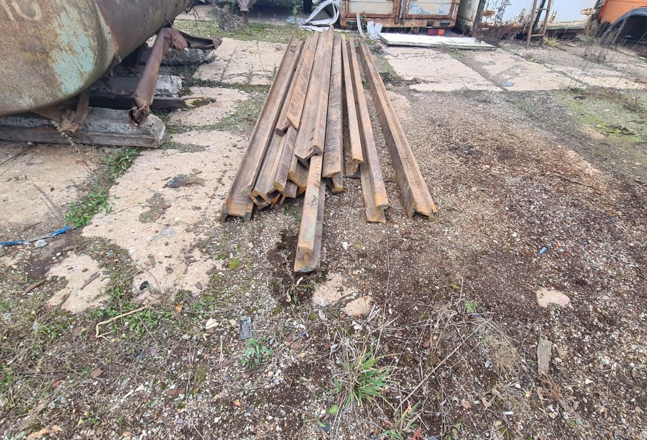 Житель Тверской области украл 2,5 тонны железнодорожных рельсов 