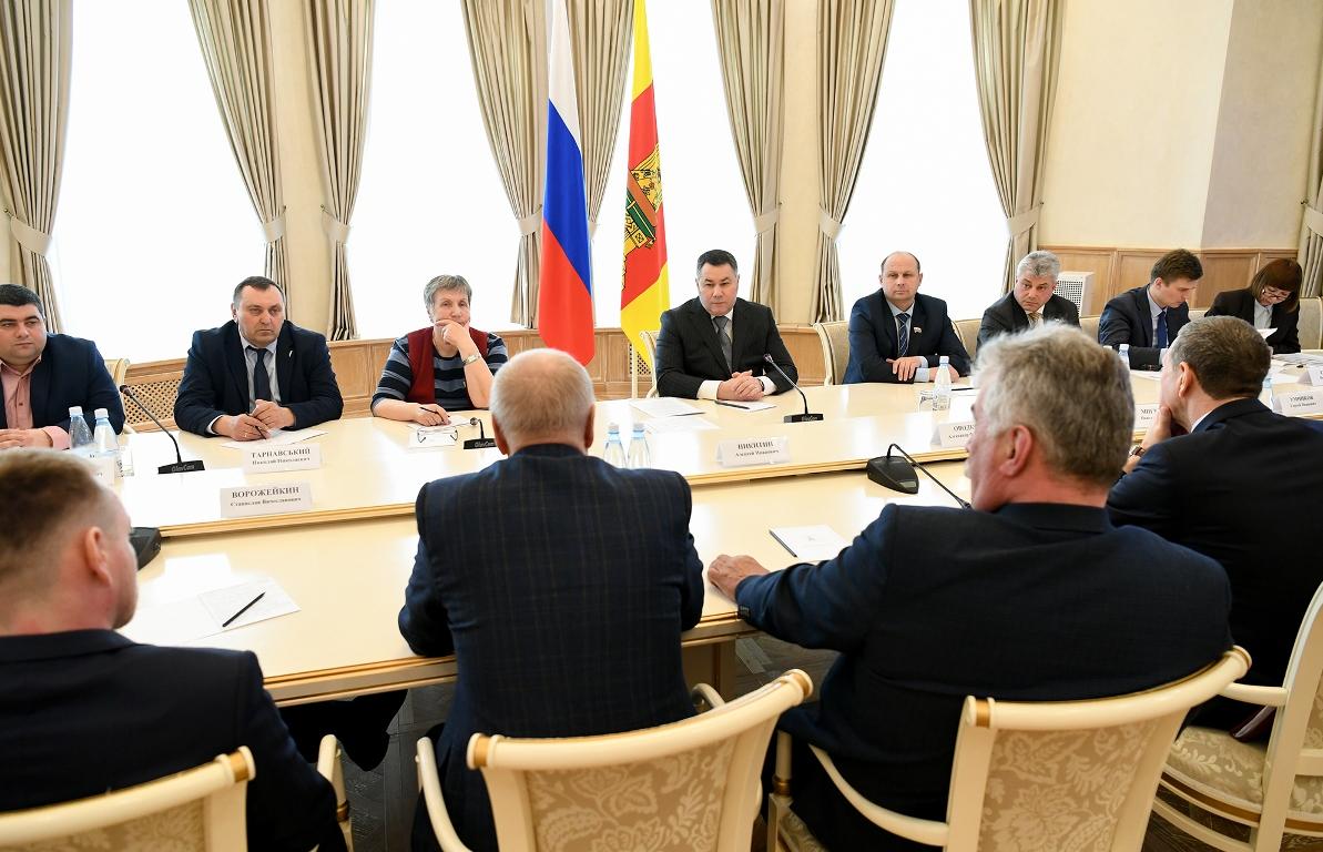 Губернатор Игорь Руденя на встрече с аграриями Верхневолжья поручил расширить ряд направлений поддержки в АПК 