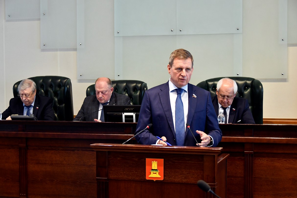 Сенатор Андрей Епишин представил отчет о работе за 2023 год