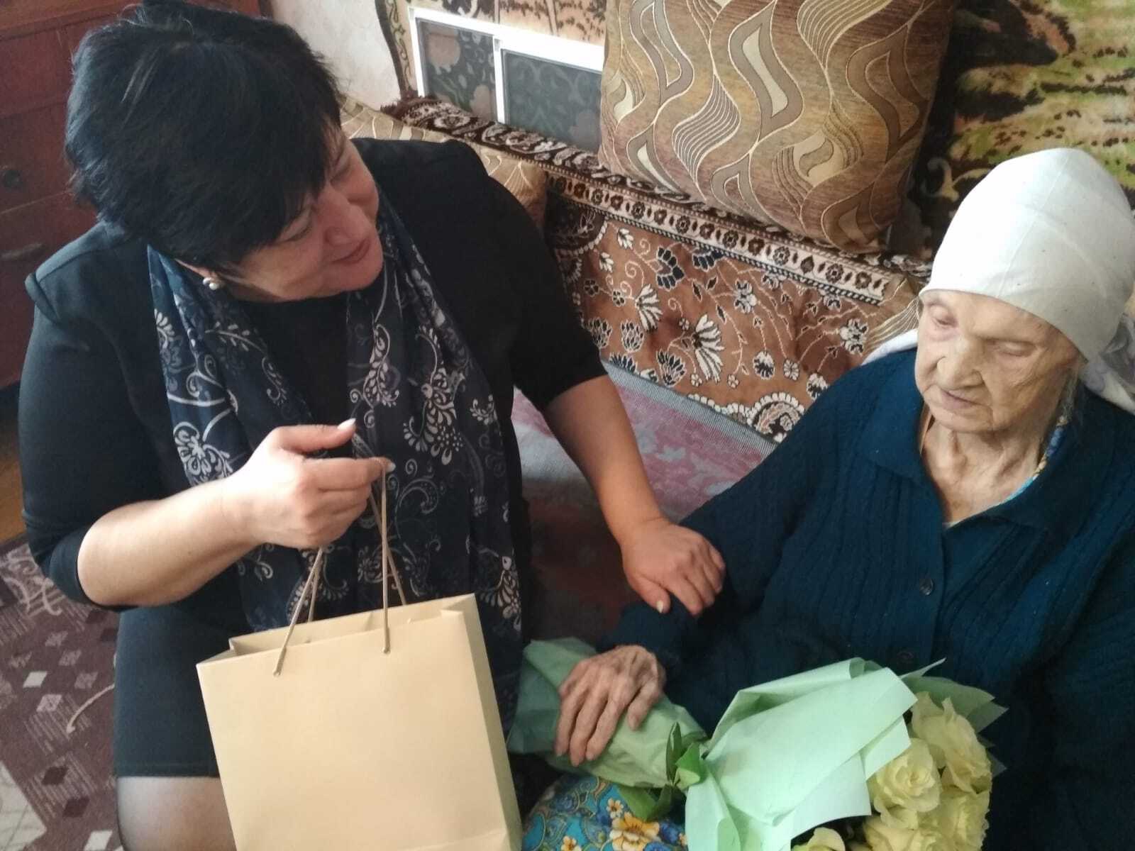 Жительнице Тверской области Марии Александровне Атановой исполнилось 102 года