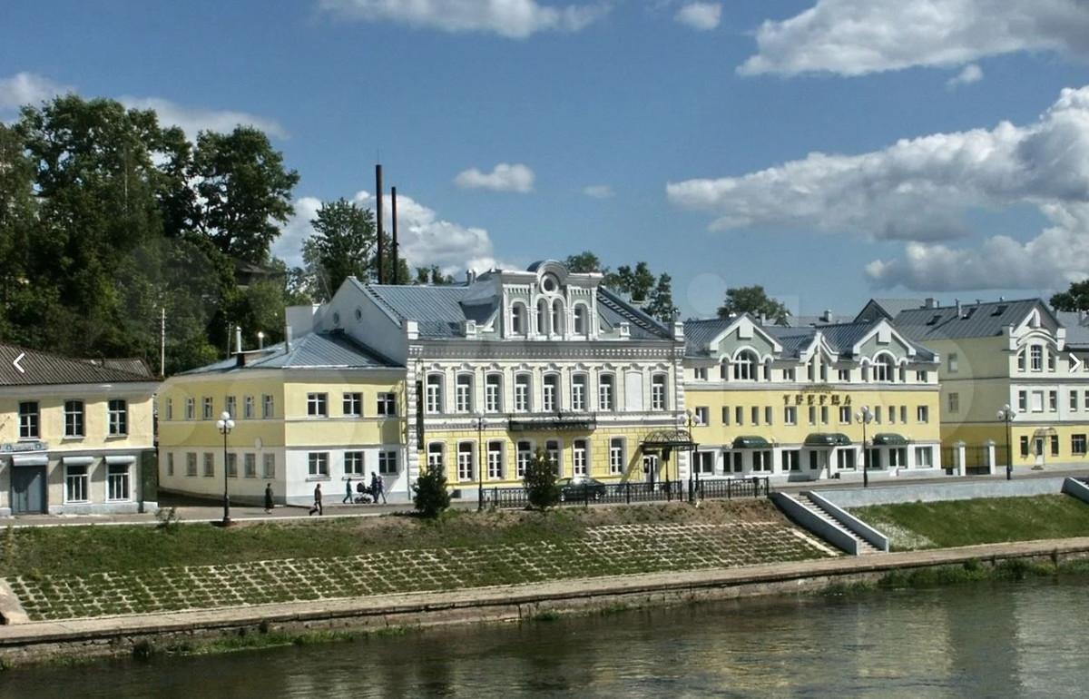 Гостиницу в Торжке Тверской области продают за 109 млн рублей - новости Афанасий