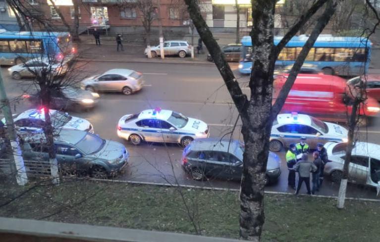 В Твери из-за стрельбы на улице задержаны несколько человек