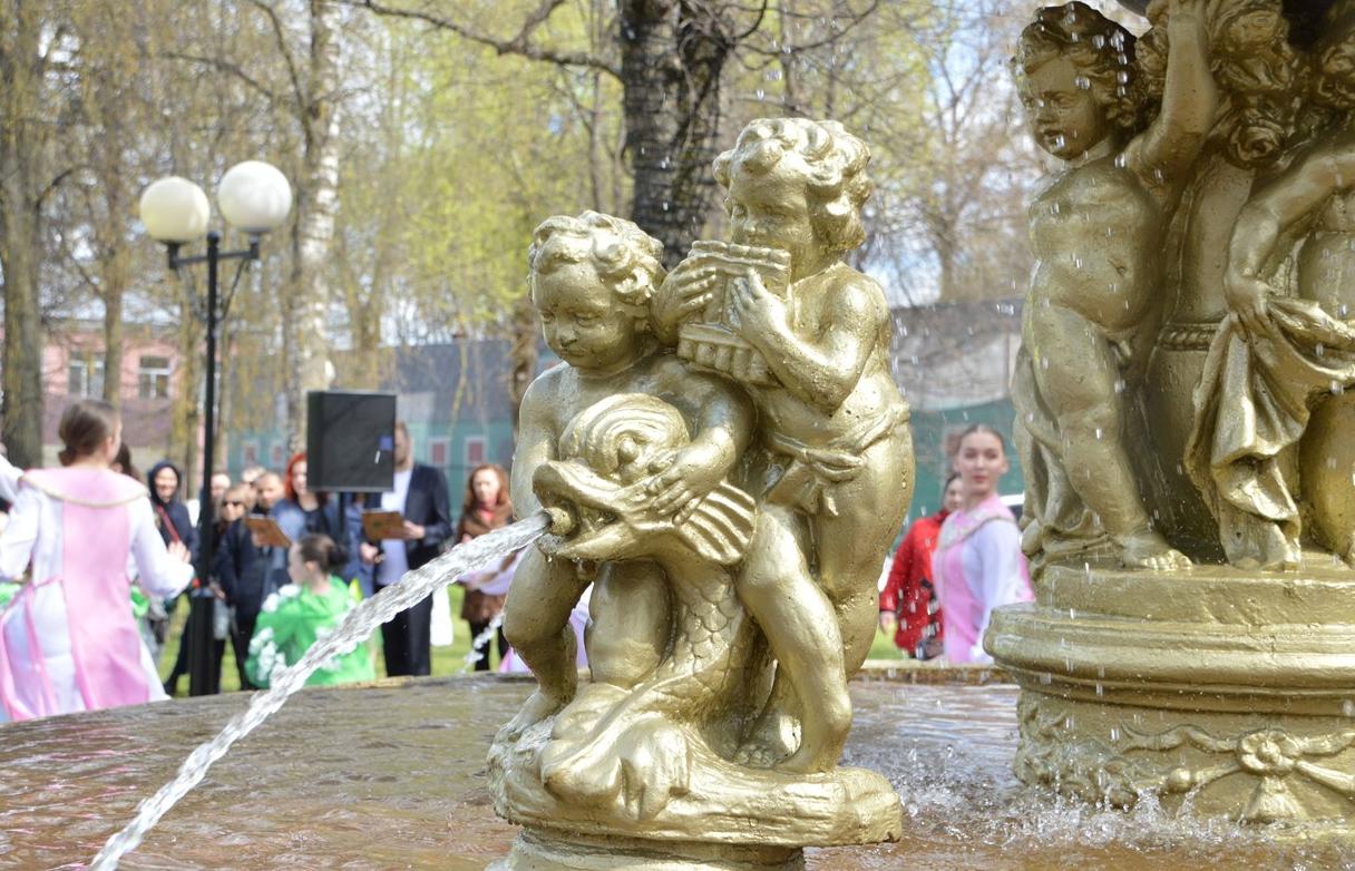 В День ВДВ россиянам напомнили об опасности купания в фонтанах - новости Афанасий